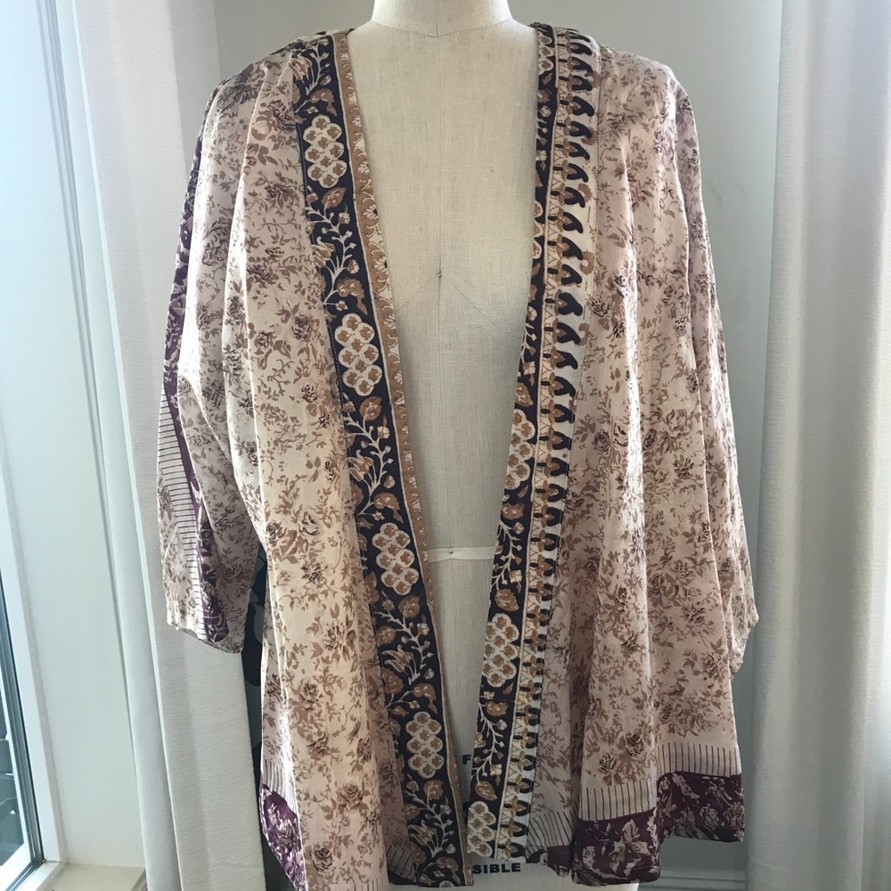 Lux Divine Silk Kimono
